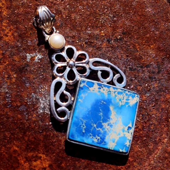 Vintage Oversized Lapis Lazuli & Pearl  Pendant set in Sterling Silver - Picture 2 of 7